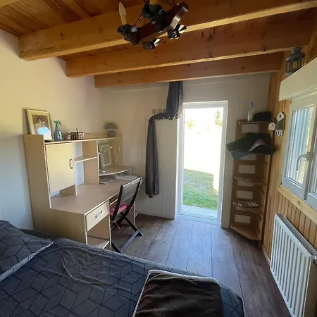 Deneb Mialet (Dordogne)